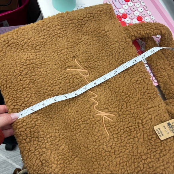 PINK Victoria’s Secret Sherpa Tote Bag New With Tags Plush, Brown, Purse, Laptop - Picture 7 of 8